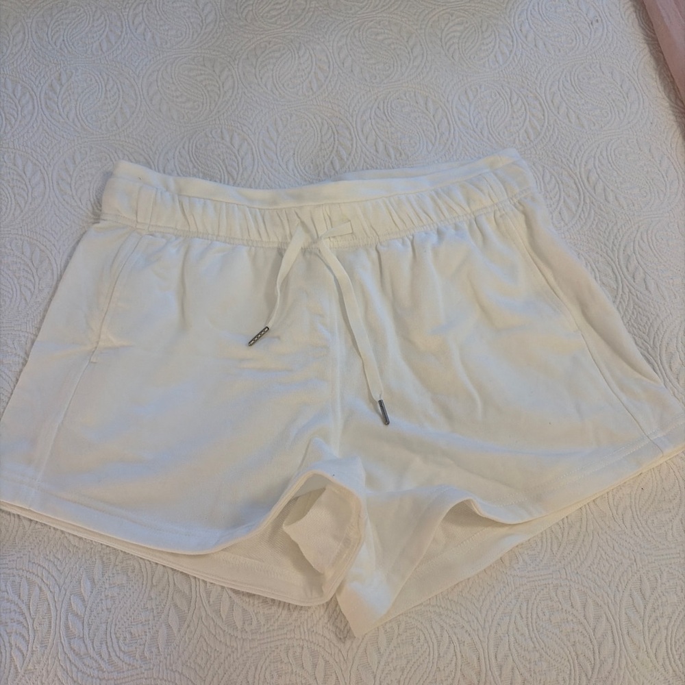 Women's White Drawstring sweat Shorts